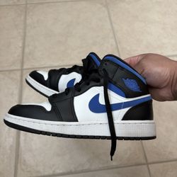 Jordan 1 Mid White Black Racer Blue Big Boys Size 5.5