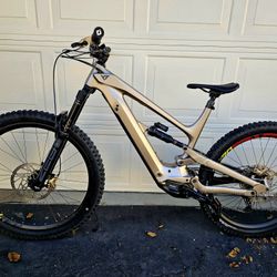 YT Decoy Mx 2023  CARBON WHEELS 