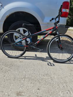 Haro 24 inch BMX RACE BICYCLE