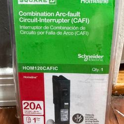 Square D Homeline 20 A Single-Pole Combination Circuit Breaker (HOM120CAFIC)
