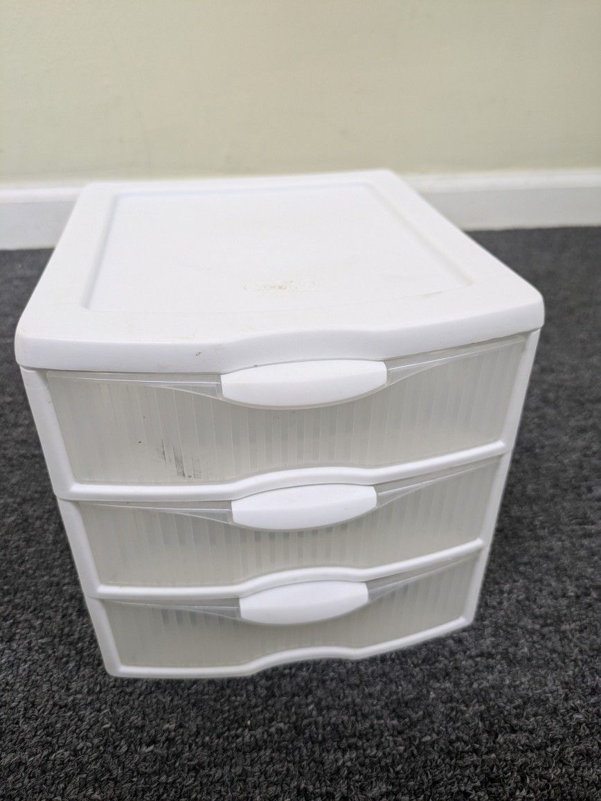Sterilite Smaller Drawer Storage