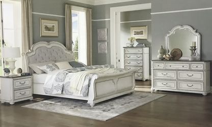 4 Piece Queen Bedroom Set
