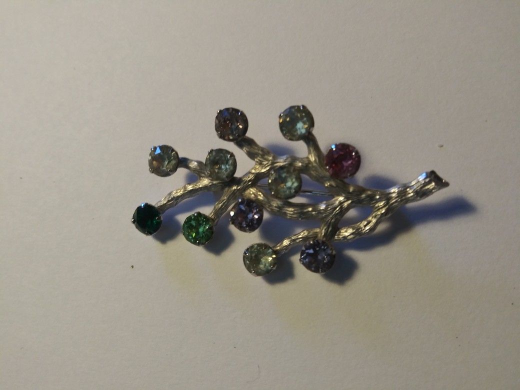 Van Dell Rhinestone Brooch