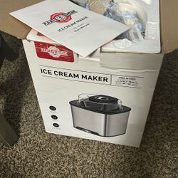 Ice Cream Maker 