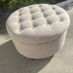 Ottoman Chair 