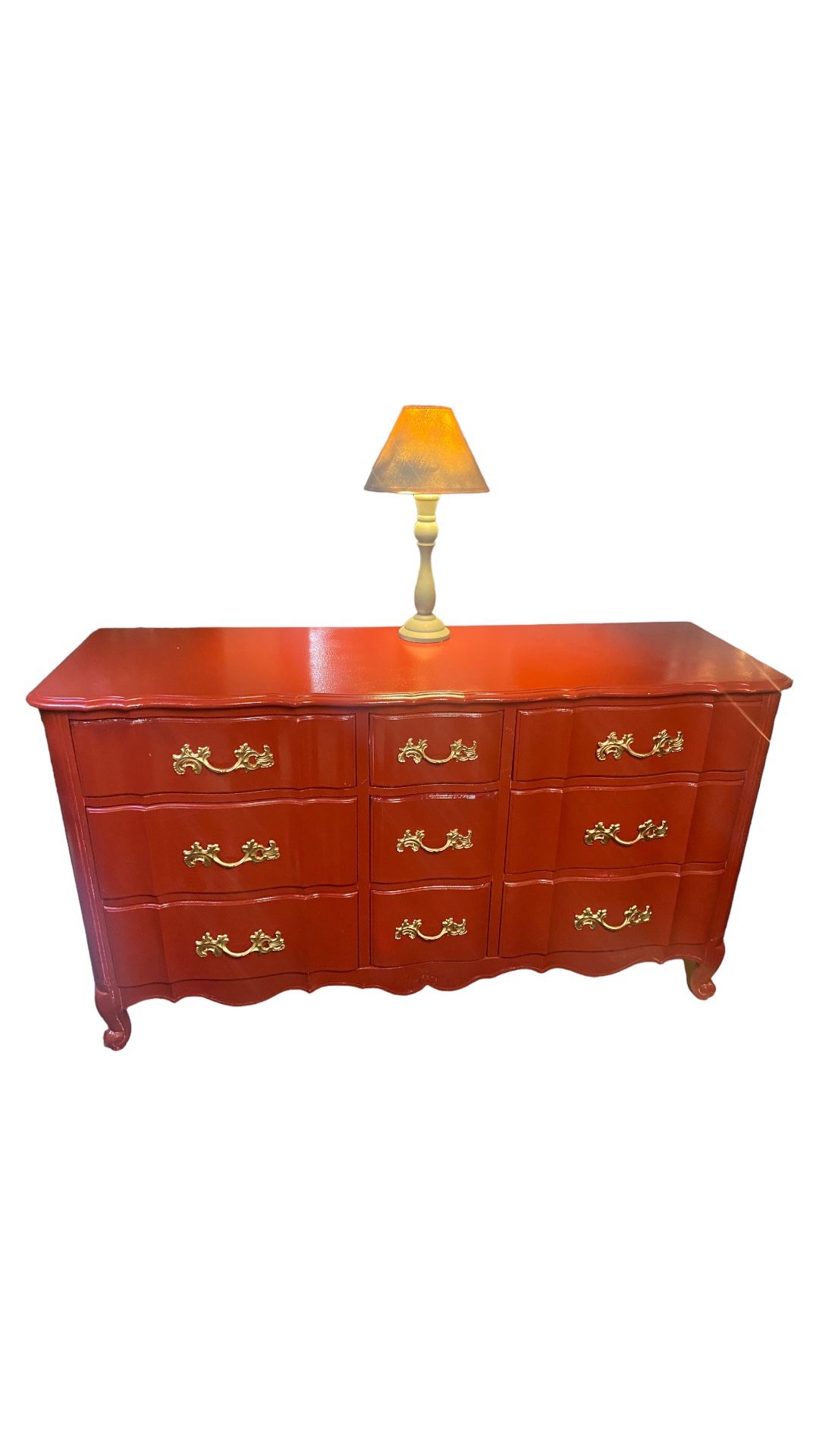 Desser French Provincial lacquered Candy Appple Red