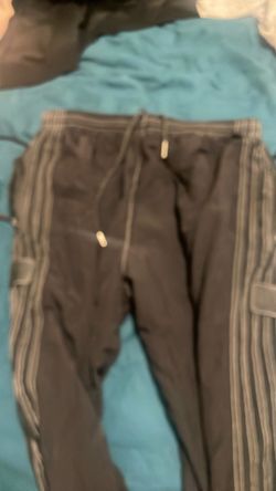 Skeesh pants large