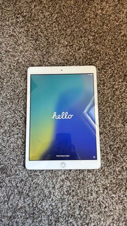 Apple iPad Silver with Home Button