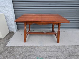 FREE TABLE