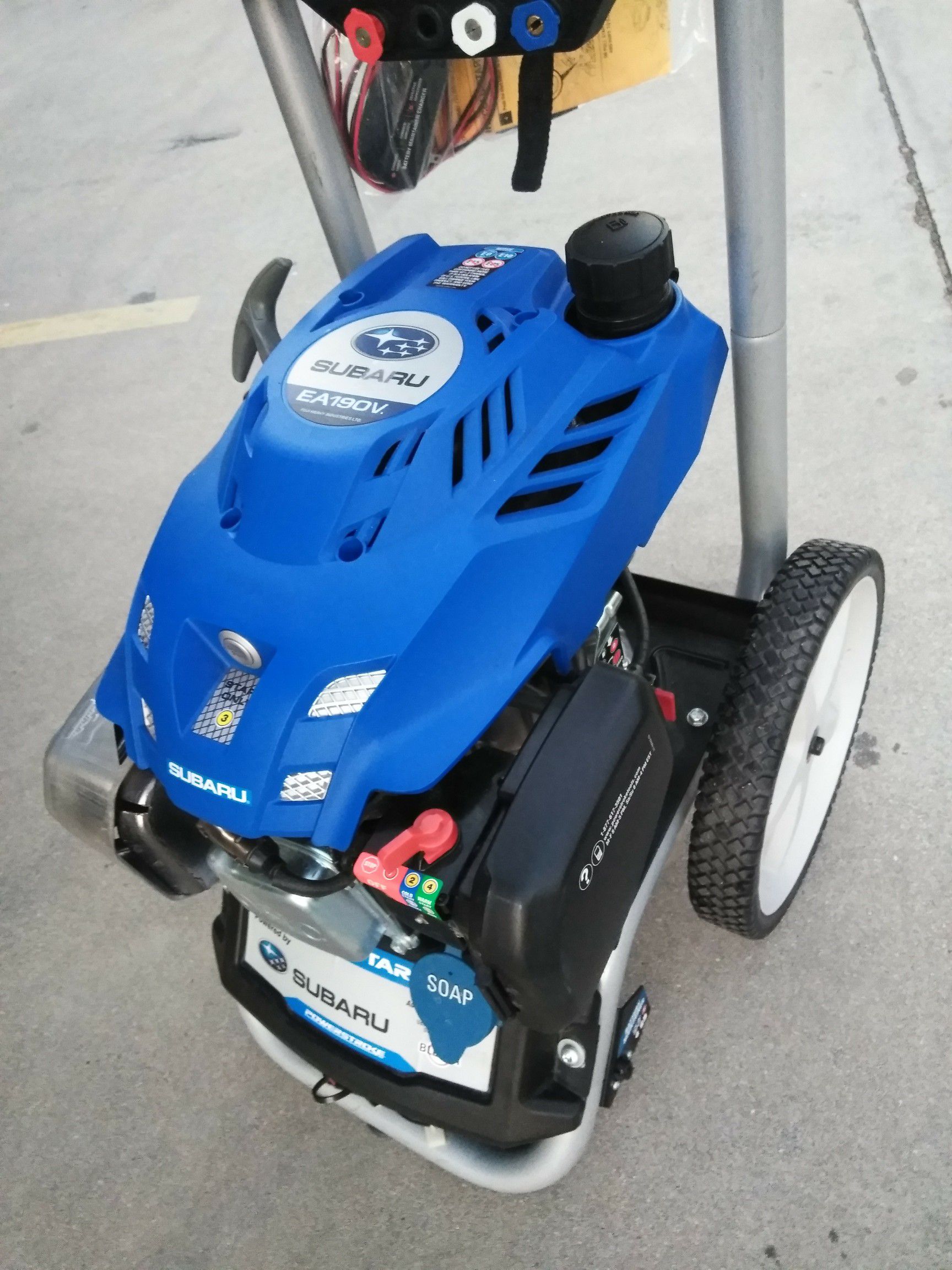 Pressure washer electric start almost new