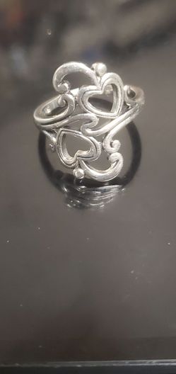 James Avery Scrolls & Swirls Hearts Ring