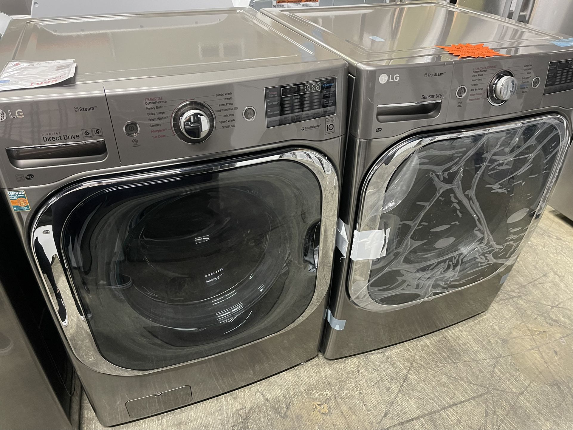 LG Washer And Dryer Set