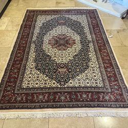 Area Rug / Persian Carpet