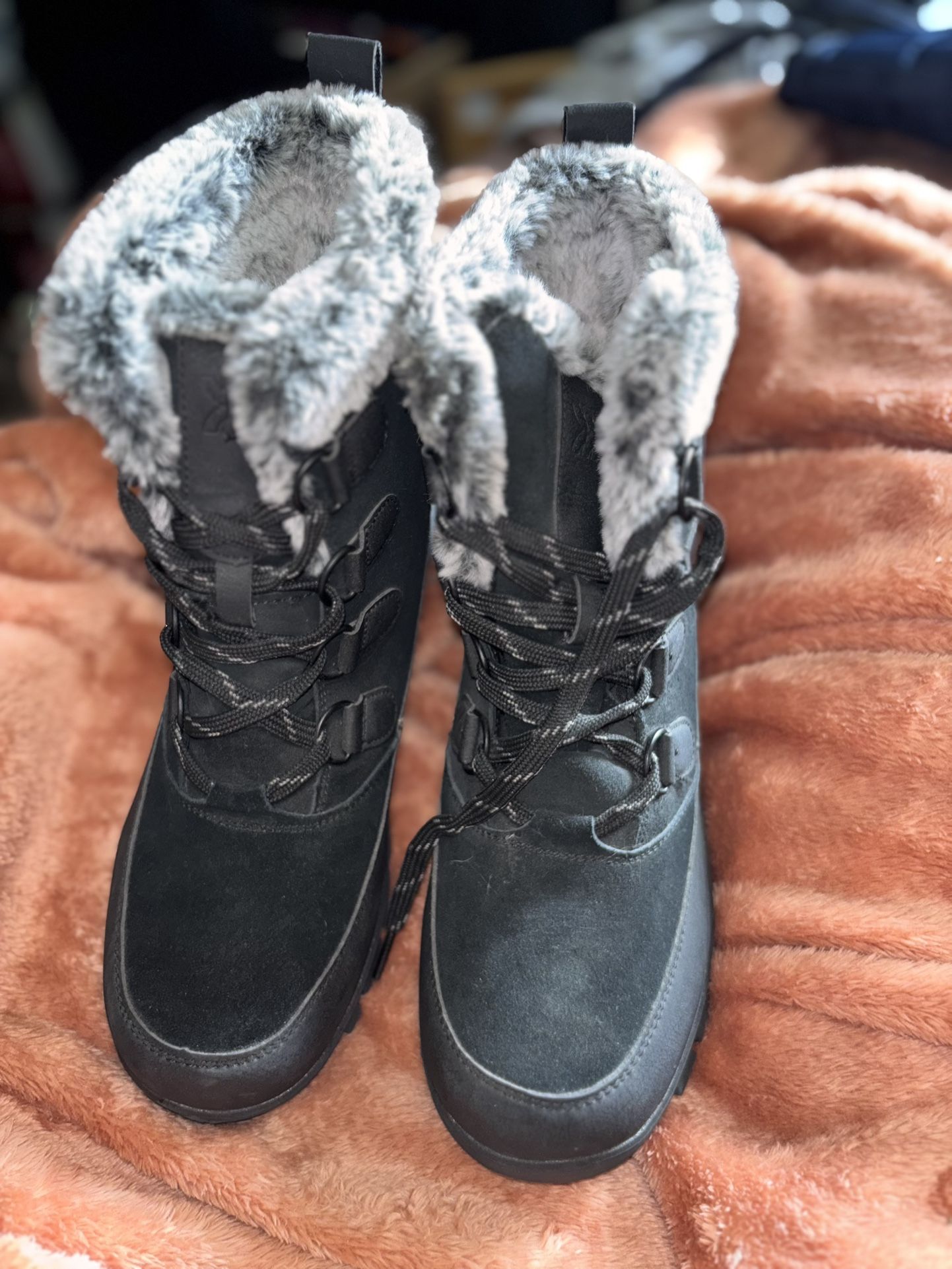 Snow Boots