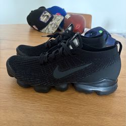 Nike air Vapormax Triple Black - size 12