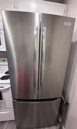 Refrigerator Frigidaire Gallery 30 in. 20 cu. ft. Standard Depth French Door Refrigerator in Stainless Steel with Internal Water Dispenser