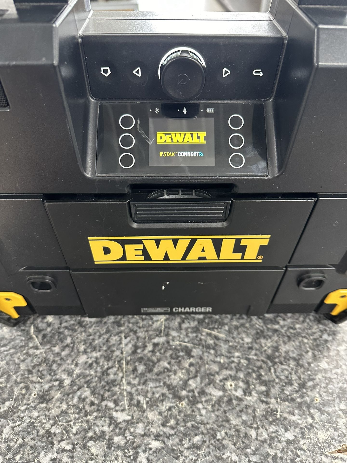 Dewalt Speaker 