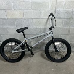 Mongoose legion L100 20”