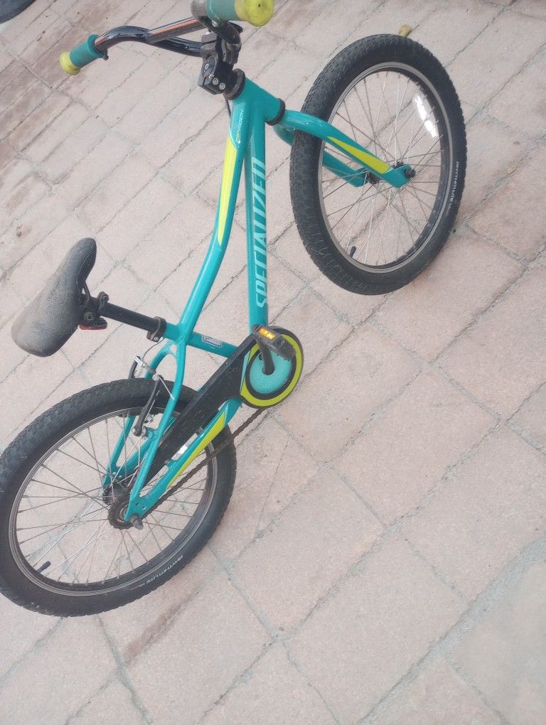 Bicicleta Para Niña En Buenas Condiciones