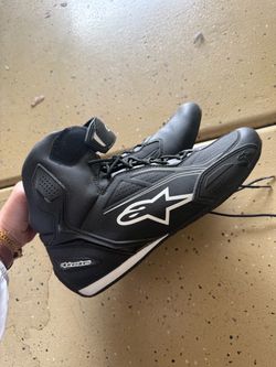 Motorcycle boots