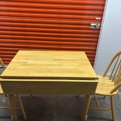 Kitchen table