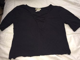 Strappy v-neck crop top