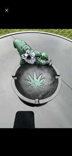 Gnome ashtray statue