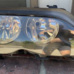 E46HeadlightOEM $100.00 OBO