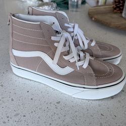 Brand New Women’s Vans Size 7