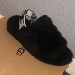 Ugg Slippers 