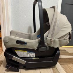 Nuna Pipa Aire rx Car Seat 
