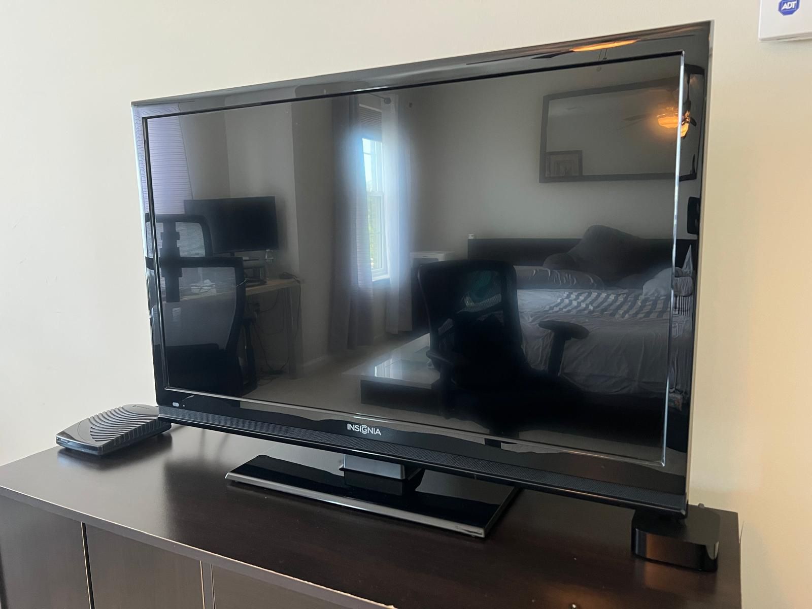 40 Inch TV