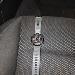 Garmin Fenix 6 Pro Solar (GPS,1.4 inches) Solar-Powered Multisport, Advanced Training Features and Data, Black with Slate Gray Band