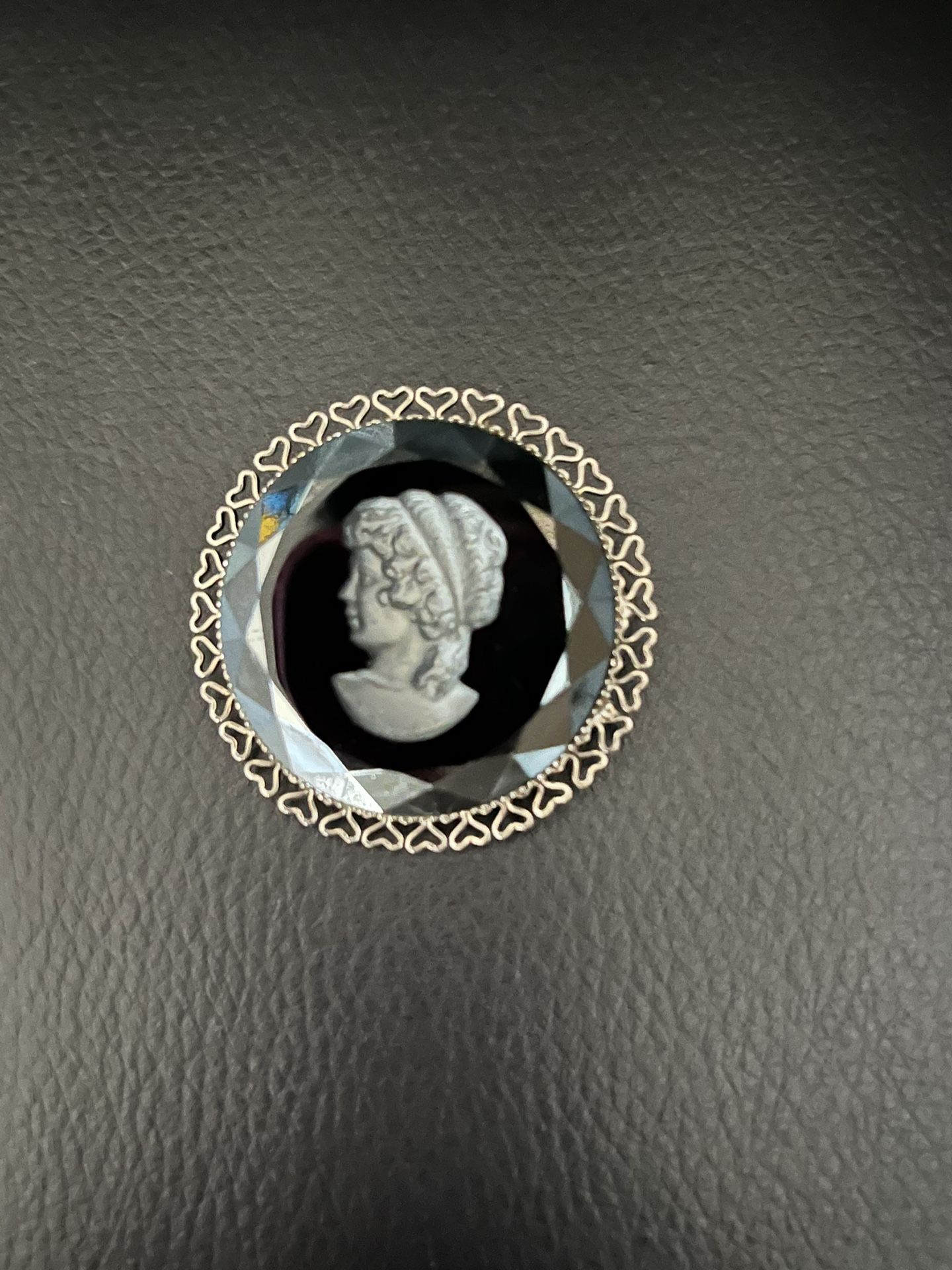 Vintage Silver Tone Black Glass Reverse Carved Intaglio Cameo Pin Brooch