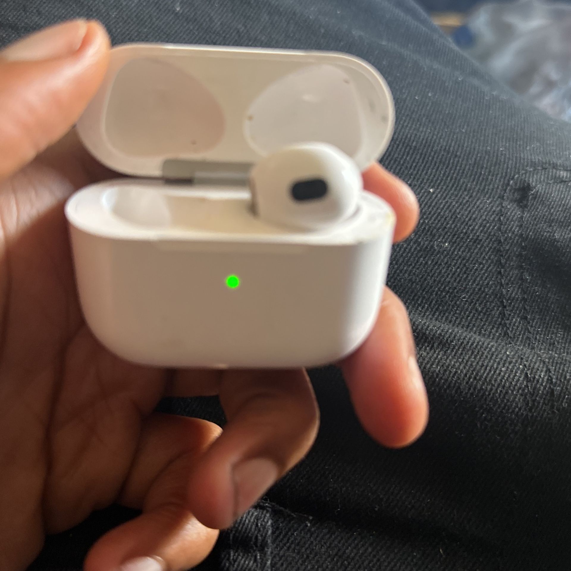 AirPod Pro 3rd Gen (read Description!!!)