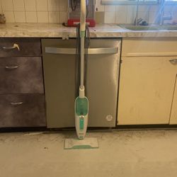 Shark Steam Cleaner 