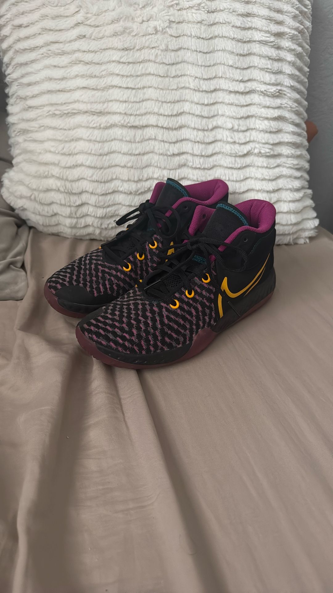 Nike KD Trey 5 VIII Black Mulberry