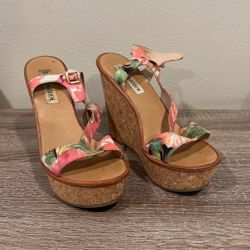 Steve Madden Floral Wedge 