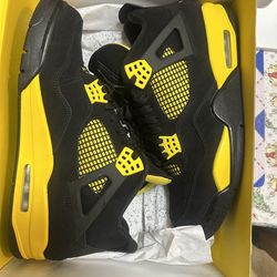 Jordan 4 Thunder Size 12
