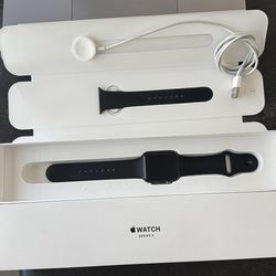 Apple Watch Series 3 42mm GPS- Space Gray Black Sport Band