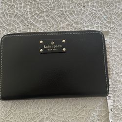 Kate Spade New York  Leather New Wallet Clutch Carry All