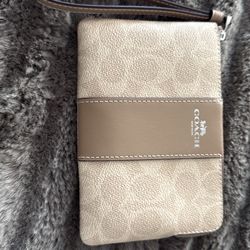 Coach wristlet