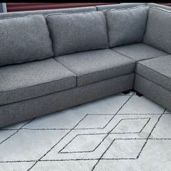 West Elm Sectional-"Henry"3pcs Like New!Solid Kiln Dried wood frame