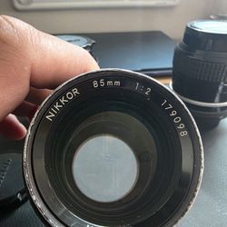 Nikon NIKKOR 85mm 1:2