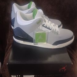 Jordan 3 chlorophyll size 11.5