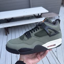 Nike Jordan 4 Retro Undefeated size 12