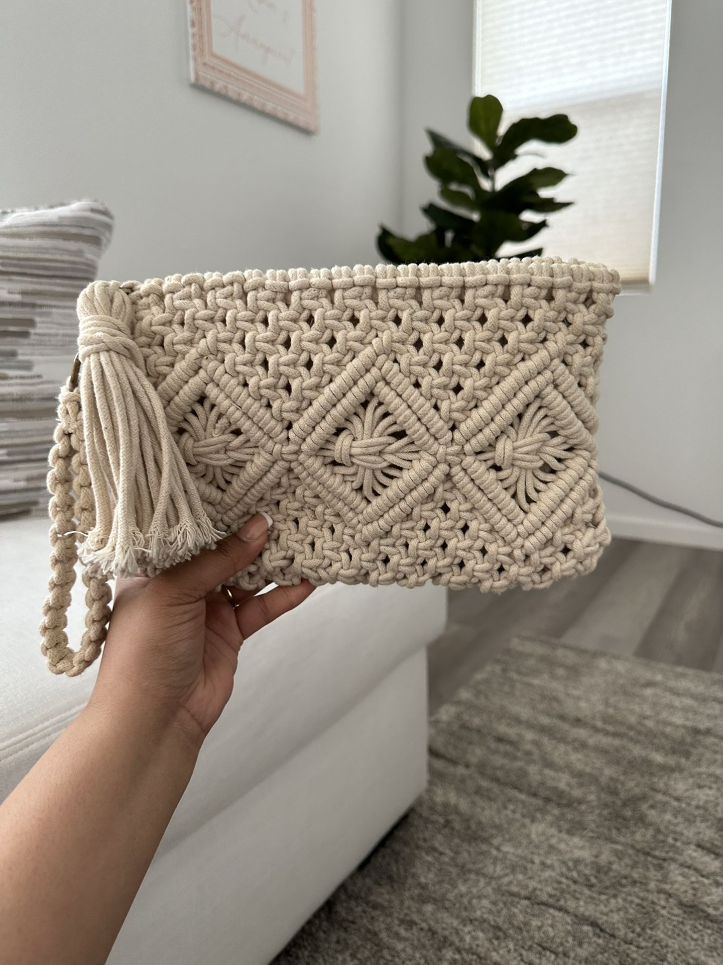 London Kaye Macrame Wristlet