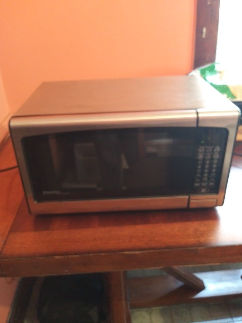 Danby stainless steel microwave