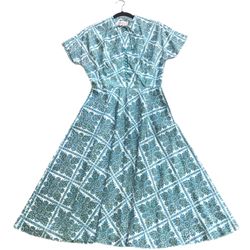 Vintage Dress DIY Halloween