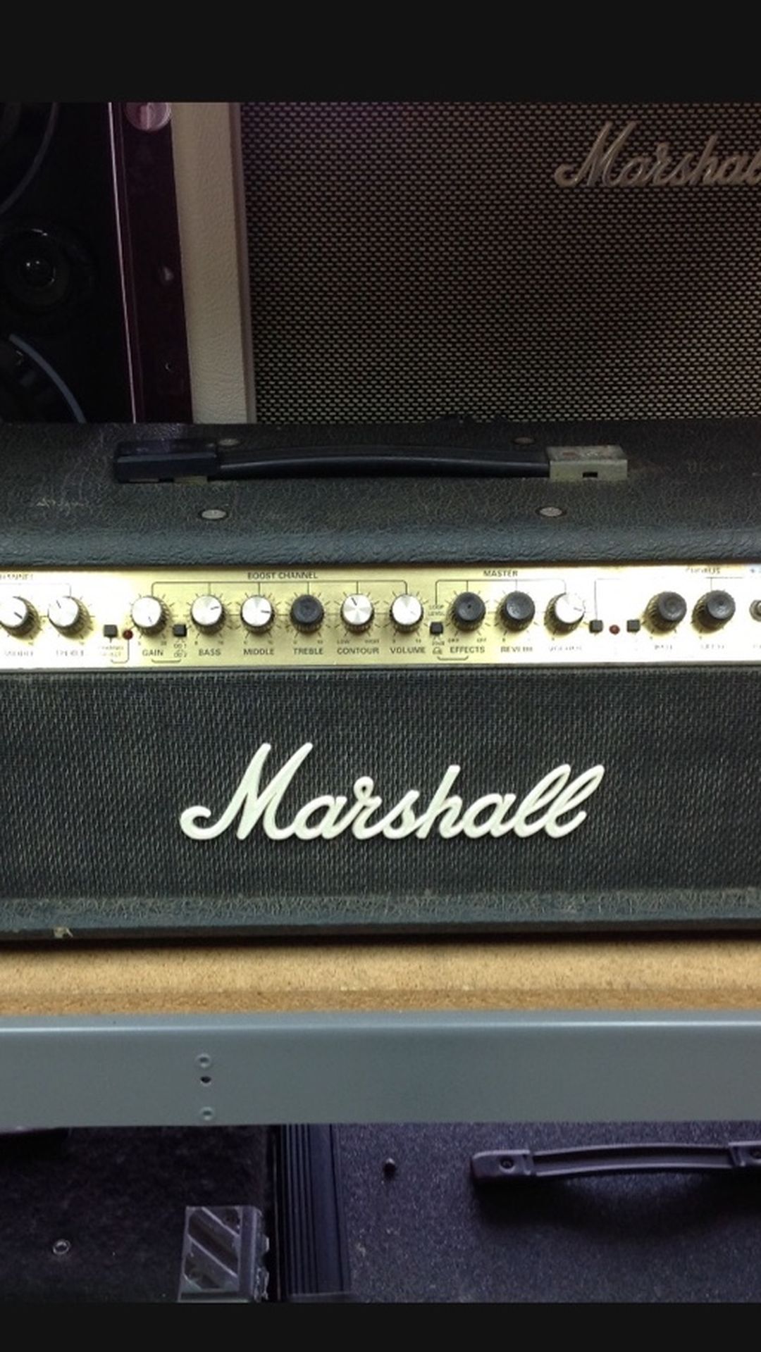 Marshall Valvestate 8200 Bi-Chorus 200W amp head